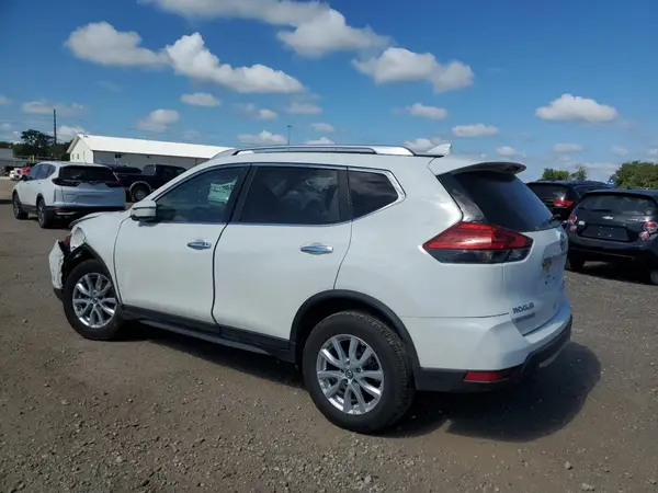 JN8AT2MV0HW012255 2017 NISSAN ROGUE - Image 2