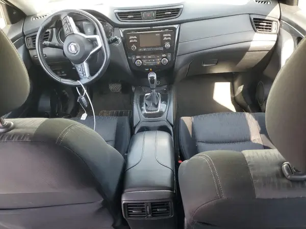JN8AT2MV0HW012255 2017 NISSAN ROGUE - Image 8