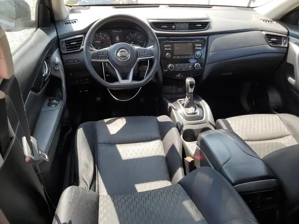 JN8AT2MV0HW014748 2017 NISSAN ROGUE - Image 8