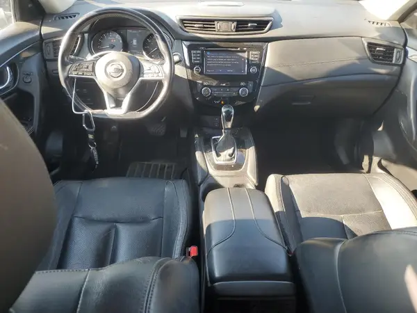 JN8AT2MV0HW016984 2017 NISSAN ROGUE - Image 8