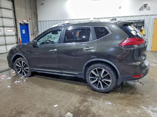 JN8AT2MV0HW019562 2017 NISSAN ROGUE - Image 2