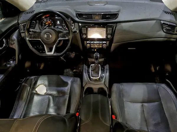 JN8AT2MV0HW019562 2017 NISSAN ROGUE - Image 8