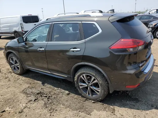 JN8AT2MV0HW019657 2017 NISSAN ROGUE - Image 2