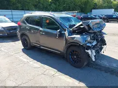 JN8AT2MV0HW019965 2017 NISSAN ROGUE