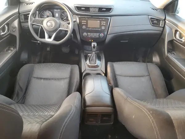 JN8AT2MV0HW020405 2017 NISSAN ROGUE - Image 8