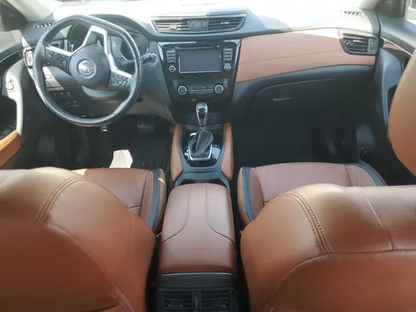 JN8AT2MV0HW021487 2017 NISSAN ROGUE - Image 8