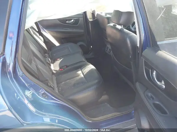 JN8AT2MV0HW026012 2017 NISSAN ROGUE - Image 8