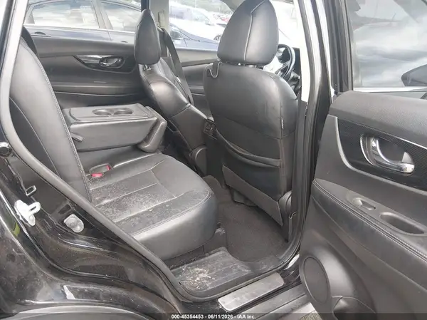 JN8AT2MV0HW250056 2017 NISSAN ROGUE - Image 8