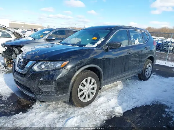 JN8AT2MV0HW253359 2017 NISSAN ROGUE - Image 2
