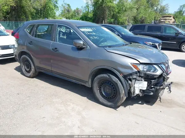 JN8AT2MV0HW255337 2017 NISSAN ROGUE - Image 1