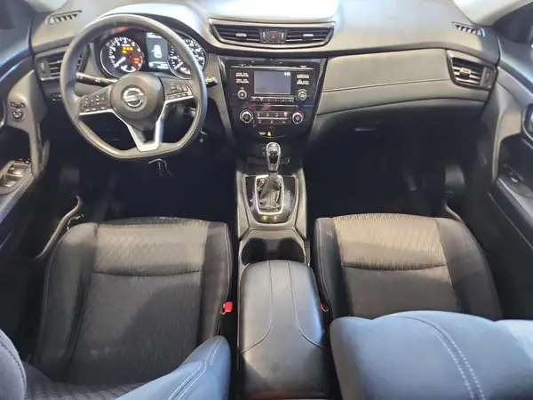 JN8AT2MV0HW255404 2017 NISSAN ROGUE - Image 8