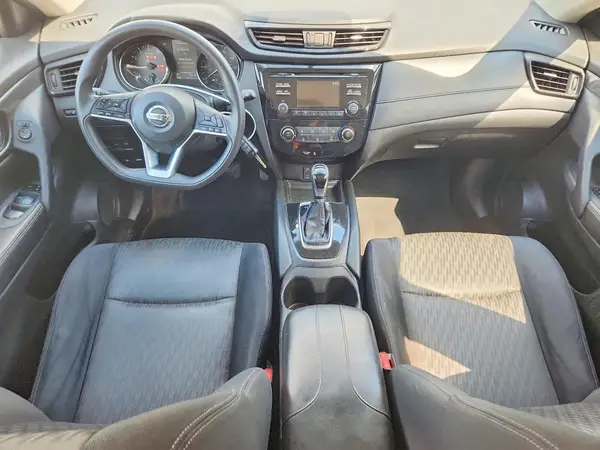 JN8AT2MV0HW259629 2017 NISSAN ROGUE - Image 8