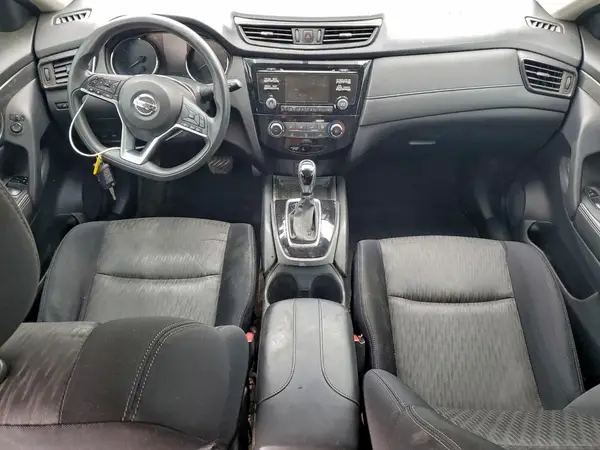 JN8AT2MV0HW260120 2017 NISSAN ROGUE - Image 8