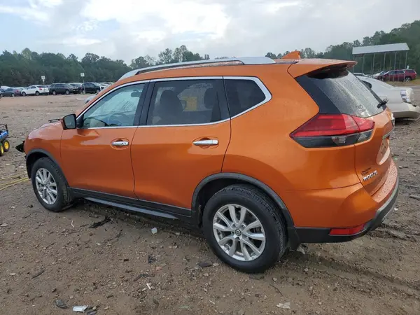 JN8AT2MV0HW263552 2017 NISSAN ROGUE - Image 2