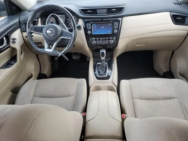 JN8AT2MV0HW263552 2017 NISSAN ROGUE - Image 8