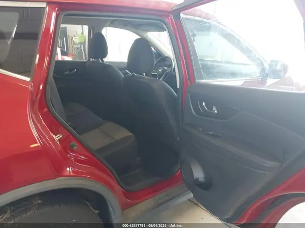 JN8AT2MV0HW266242 2017 NISSAN ROGUE - Image 8