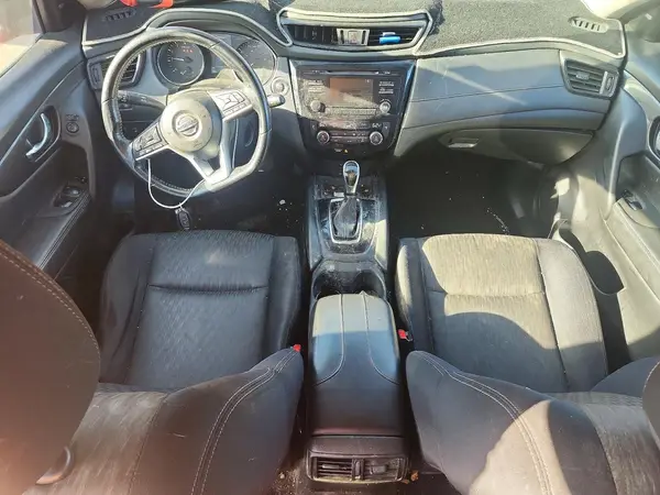 JN8AT2MV0HW266970 2017 NISSAN ROGUE - Image 8