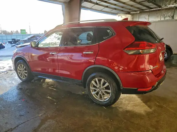 JN8AT2MV0HW267911 2017 NISSAN ROGUE - Image 2