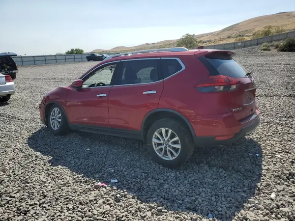 JN8AT2MV0HW268394 2017 NISSAN ROGUE - Image 2