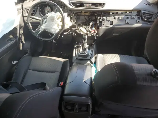 JN8AT2MV0HW270226 2017 NISSAN ROGUE - Image 8
