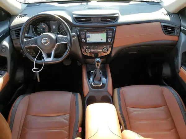 JN8AT2MV0HW270422 2017 NISSAN ROGUE - Image 8