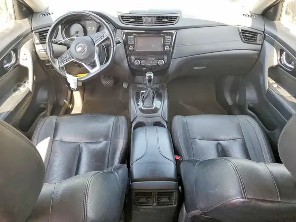 JN8AT2MV0HW271084 2017 NISSAN ROGUE - Image 8