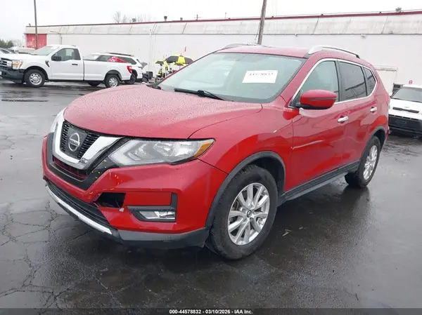 JN8AT2MV0HW271229 2017 NISSAN ROGUE - Image 2