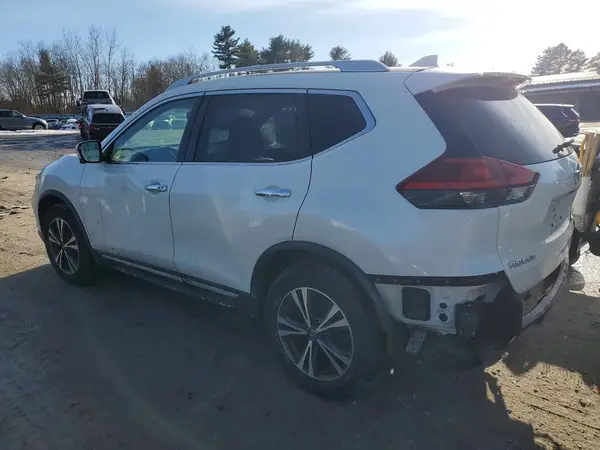 JN8AT2MV0HW271862 2017 NISSAN ROGUE - Image 2