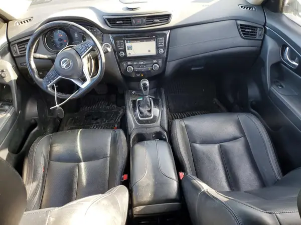 JN8AT2MV0HW271862 2017 NISSAN ROGUE - Image 8