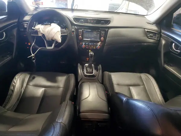 JN8AT2MV0HW273627 2017 NISSAN ROGUE - Image 8