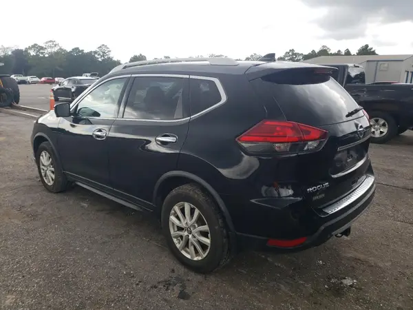 JN8AT2MV0HW277564 2017 NISSAN ROGUE - Image 2