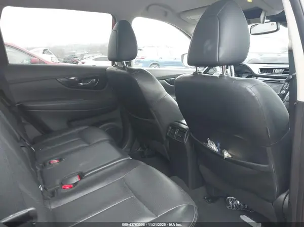 JN8AT2MV0HW278794 2017 NISSAN ROGUE - Image 8
