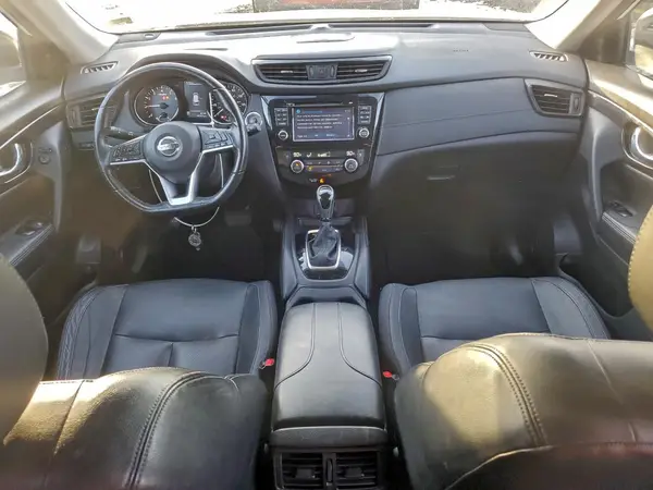 JN8AT2MV0HW279685 2017 NISSAN ROGUE - Image 8