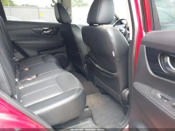 JN8AT2MV0HW280254 2017 NISSAN ROGUE - Image 8