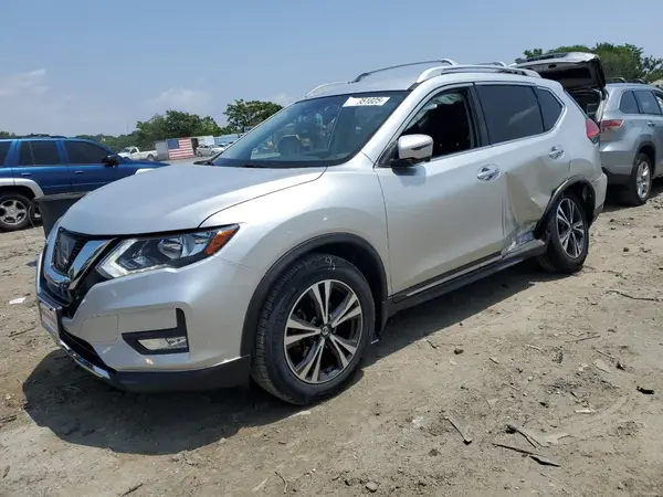 JN8AT2MV0HW284658 2017 NISSAN ROGUE - Image 1