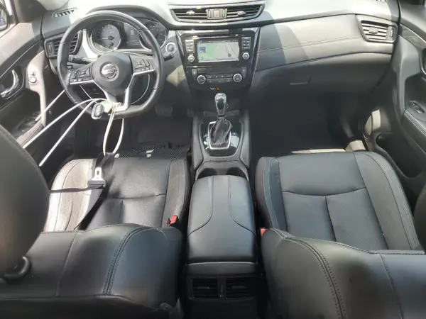 JN8AT2MV0HW284658 2017 NISSAN ROGUE - Image 8