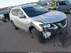 JN8AT2MV0JW301898 2018 NISSAN ROGUE