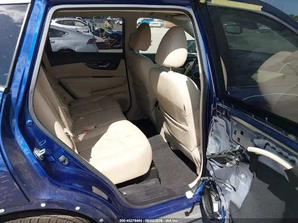 JN8AT2MV0JW308236 2018 NISSAN ROGUE - Image 8