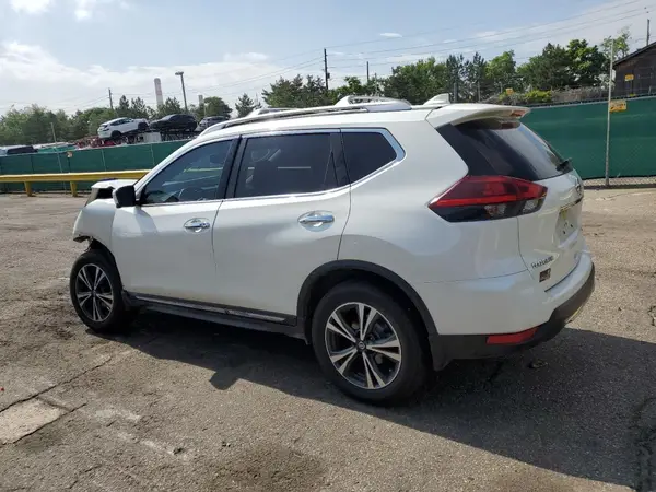 JN8AT2MV0JW308561 2018 NISSAN ROGUE - Image 2