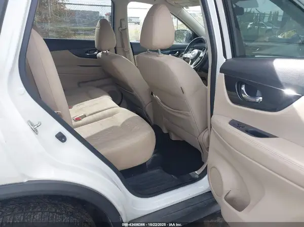 JN8AT2MV0JW308978 2018 NISSAN ROGUE - Image 8