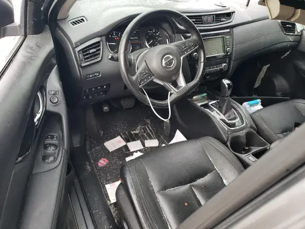 JN8AT2MV0JW309127 2018 NISSAN ROGUE - Image 8