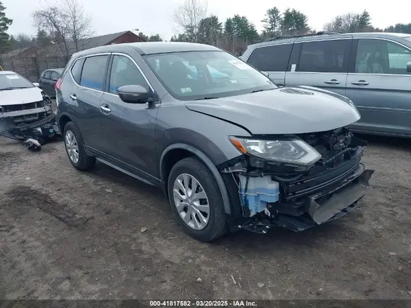 JN8AT2MV0JW313758 2018 NISSAN ROGUE - Image 1