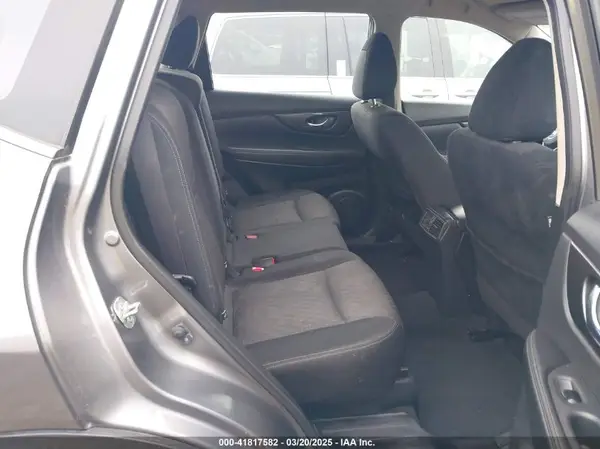 JN8AT2MV0JW313758 2018 NISSAN ROGUE - Image 8