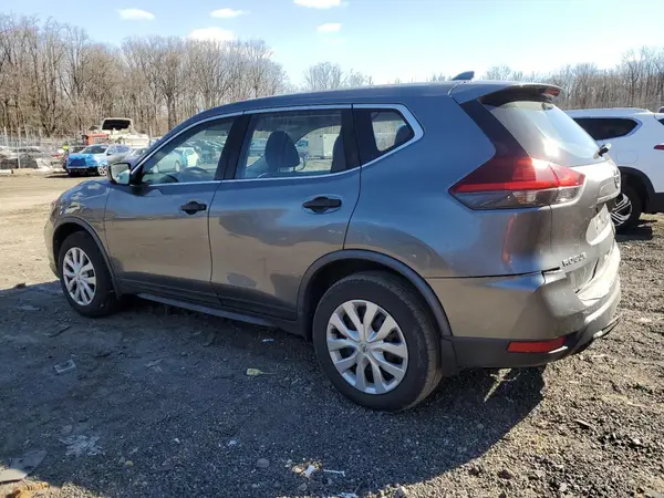 JN8AT2MV0JW314666 2018 NISSAN ROGUE - Image 2