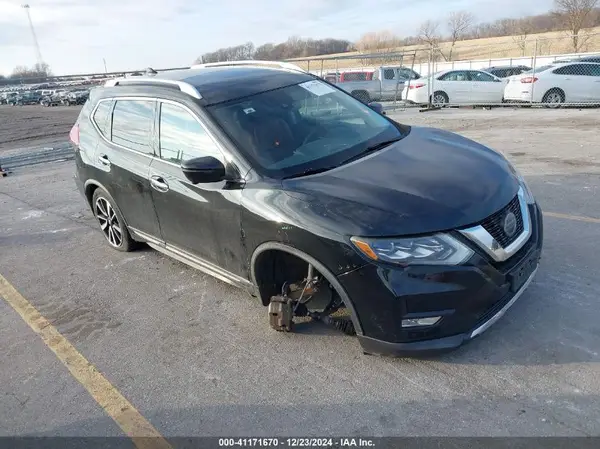 JN8AT2MV0JW315803 2018 NISSAN ROGUE - Image 1