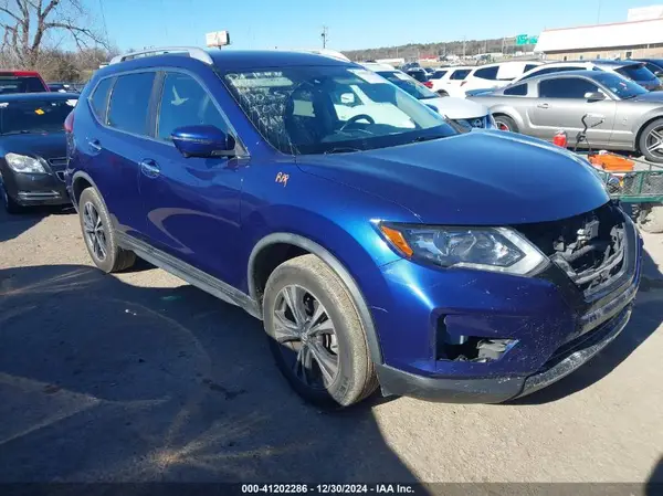 JN8AT2MV0JW316143 2018 NISSAN ROGUE - Image 1