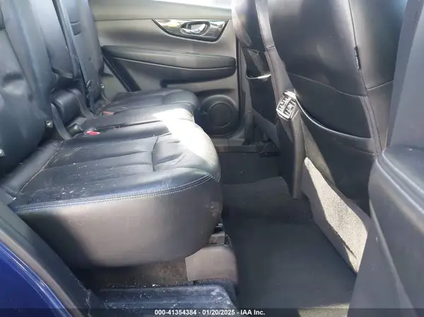 JN8AT2MV0JW316661 2018 NISSAN ROGUE - Image 8