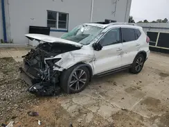 JN8AT2MV0JW320693 2018 NISSAN ROGUE