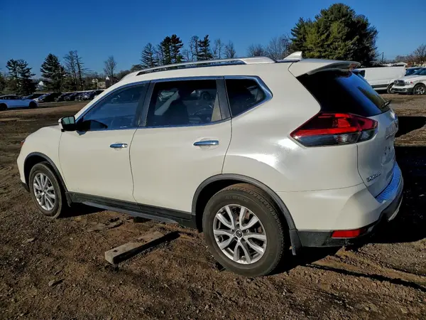 JN8AT2MV0JW321245 2018 NISSAN ROGUE - Image 2