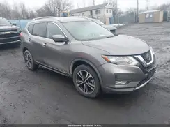 JN8AT2MV0JW321519 2018 NISSAN ROGUE